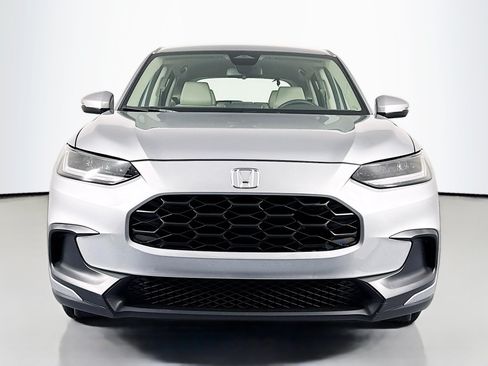 Certified 2025 Honda HR-V LX image 2