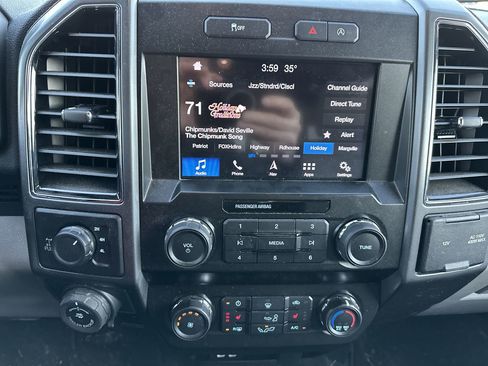 Used 2019 Ford F150 XLT w/ Equipment Group 302A Luxury image 6