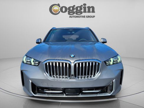 New 2026 BMW X5 sDrive40i w/ Premium Package image 8