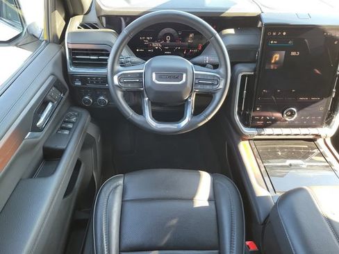 Certified 2025 GMC Yukon Denali AWD/4WD image 22