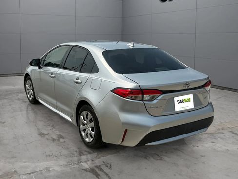 Used 2020 Toyota Corolla LE FWD image 8