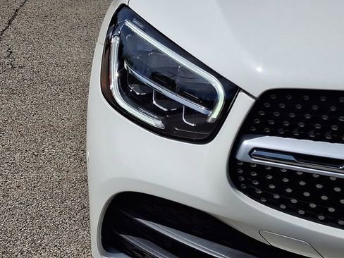 Used 2022 Mercedes-Benz GLC 300 4MATIC image 9