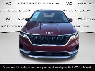 Used 2024 Kia Carnival EX FWD video 2