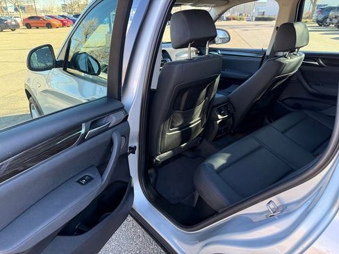 Used 2017 BMW X3 xDrive35i image 12