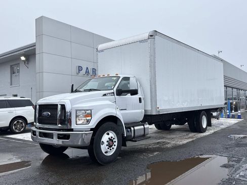 New 2026 Ford F750 2WD Regular Cab Super Duty image 7