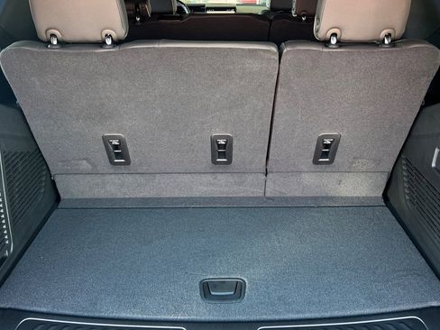 New 2026 GMC Yukon Elevation image 15