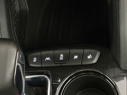 Used 2023 Chevrolet TrailBlazer RS w/ Sun and Liftgate Package FWD image 25