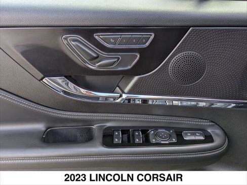 Certified 2023 Lincoln Corsair Reserve w/ Jet Appearance Package AWD/4WD image 10