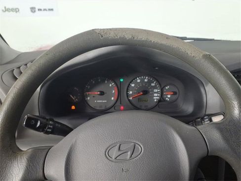 Used 2004 Hyundai Santa Fe 2WD image 24