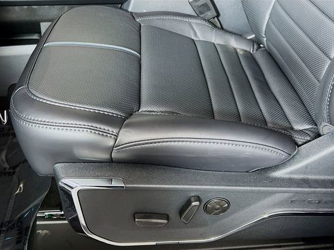 New 2026 Ford F350 Platinum w/ Tremor Off-Road Package image 23