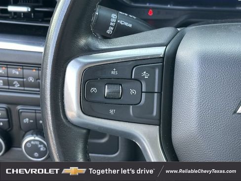Used 2022 Chevrolet Suburban Z71 AWD/4WD image 15