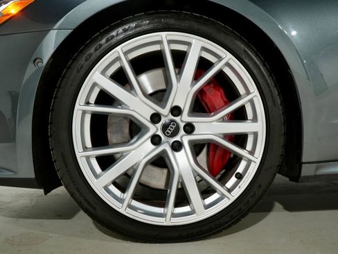 Used 2020 Audi S7 Premium Plus w/ S Sport Package image 32