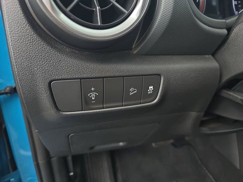 Certified 2023 Hyundai Kona SEL AWD/4WD image 23
