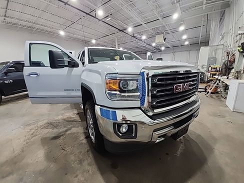 Used 2015 GMC Sierra 2500 SLT AWD/4WD image 25