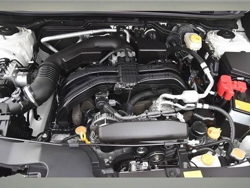 Used 2025 Subaru Crosstrek 2.0i Premium image 23