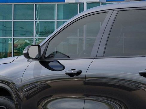 New 2026 Chevrolet Traverse RS w/ LPO, Floor Liner Package image 12