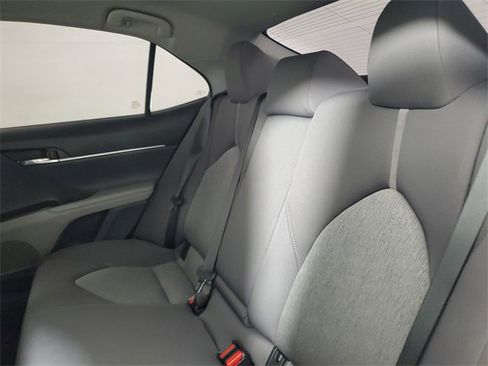 Used 2022 Toyota Camry LE image 11