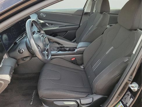 Used 2023 Hyundai Elantra SEL w/ Convenience Package FWD image 14
