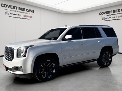 Used 2018 GMC Yukon Denali w/ Open Road Package image 3