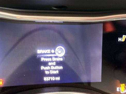 Used 2017 Jeep Grand Cherokee Limited w/ Trailer Tow Group IV image 3