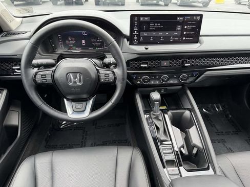 Certified 2025 Honda Accord Touring image 11