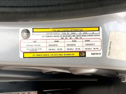 Used 2019 Jeep Cherokee Limited FWD image 30