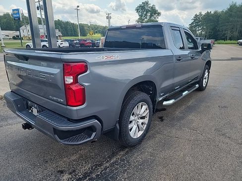 Used 2021 Chevrolet Silverado 1500 Custom AWD/4WD image 7