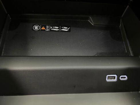 Used 2025 Chevrolet Tahoe LT image 52