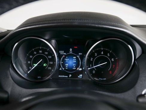 Used 2020 Jaguar E-PACE AWD/4WD image 19