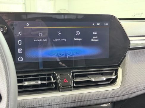 Used 2025 Chevrolet TrailBlazer LT AWD/4WD image 46
