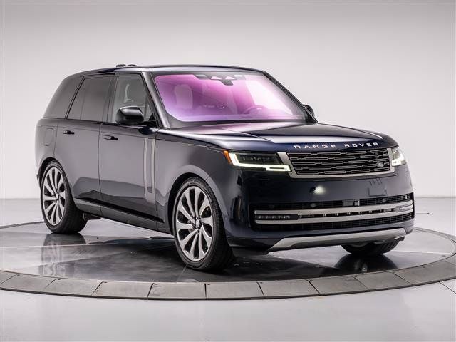 Used 2023 Land Rover Range Rover SE AWD/4WD image 7