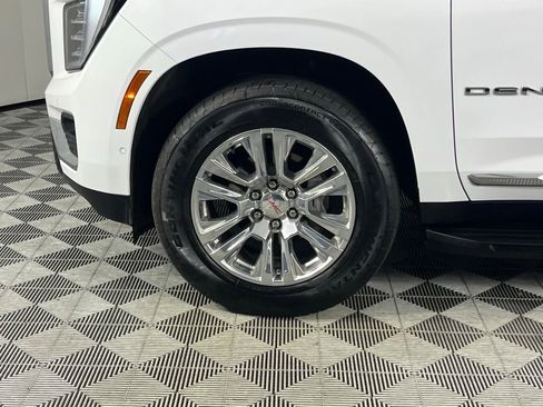 Used 2025 GMC Yukon Denali image 10