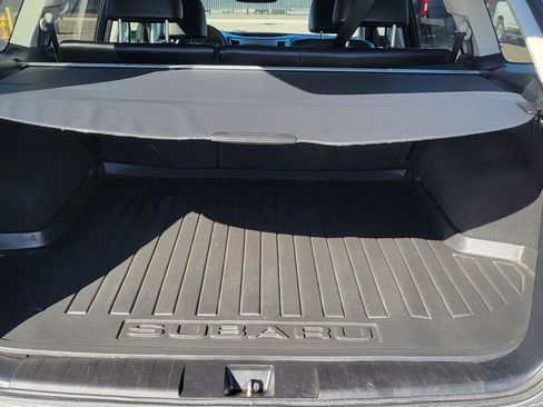 Used 2010 Subaru Outback 3.6R Limited image 12