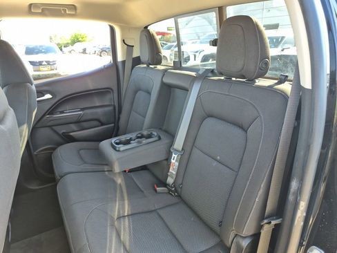 Used 2017 Chevrolet Colorado LT w/ LT Convenience Package RWD image 21