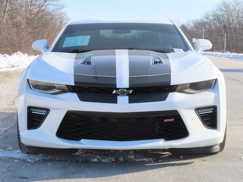 Used 2018 Chevrolet Camaro SS image 16