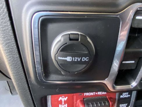 Certified 2022 Jeep Gladiator Rubicon w/ LED Lighting Group image 7