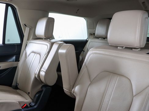 Used 2024 Ford Expedition Limited RWD image 26
