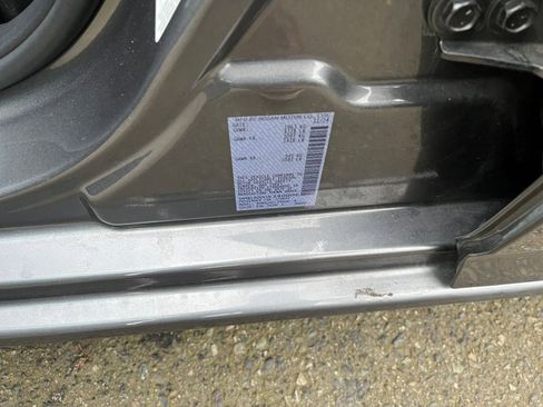 Used 2025 Nissan Altima 2.5 SV FWD image 30