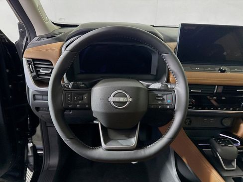 New 2026 Nissan Rogue Platinum w/ Platinum Premium Package image 12