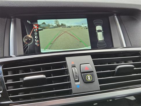 Used 2016 BMW X3 xDrive28d image 18