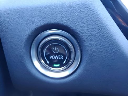 Used 2025 Cadillac Lyriq Luxury image 39