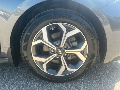 Used 2019 Kia Forte LXS image 30