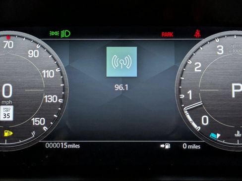New 2026 Land Rover Defender 130 X-Dynamic SE AWD/4WD image 18