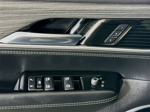 Used 2022 Jeep Wagoneer Series II image 24