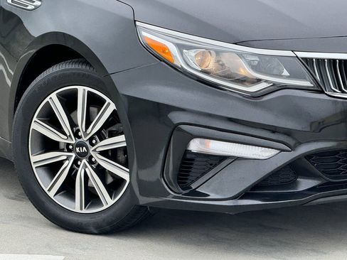 Used 2019 Kia Optima LX w/ LX Premium Package image 4