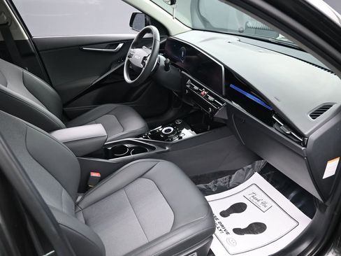 Used 2024 Kia Niro Wind w/ Wind Preserve Package FWD image 31
