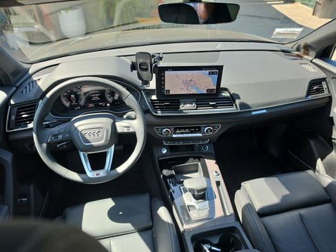 Used 2025 Audi Q5 e Premium Plus w/ Premium Plus Package AWD/4WD image 8