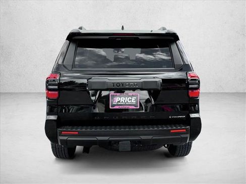 Certified 2025 Toyota 4Runner TRD Off-Road Premium w/ Tow Technology Package image 7