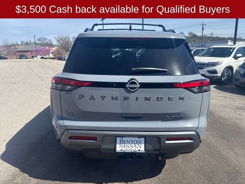 New 2026 Nissan Pathfinder Platinum image 7