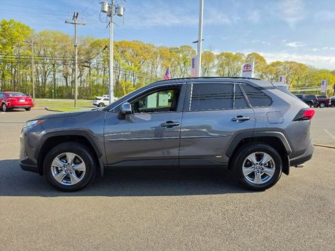 Used 2025 Toyota RAV4 XLE w/ Convenience Package AWD/4WD image 4